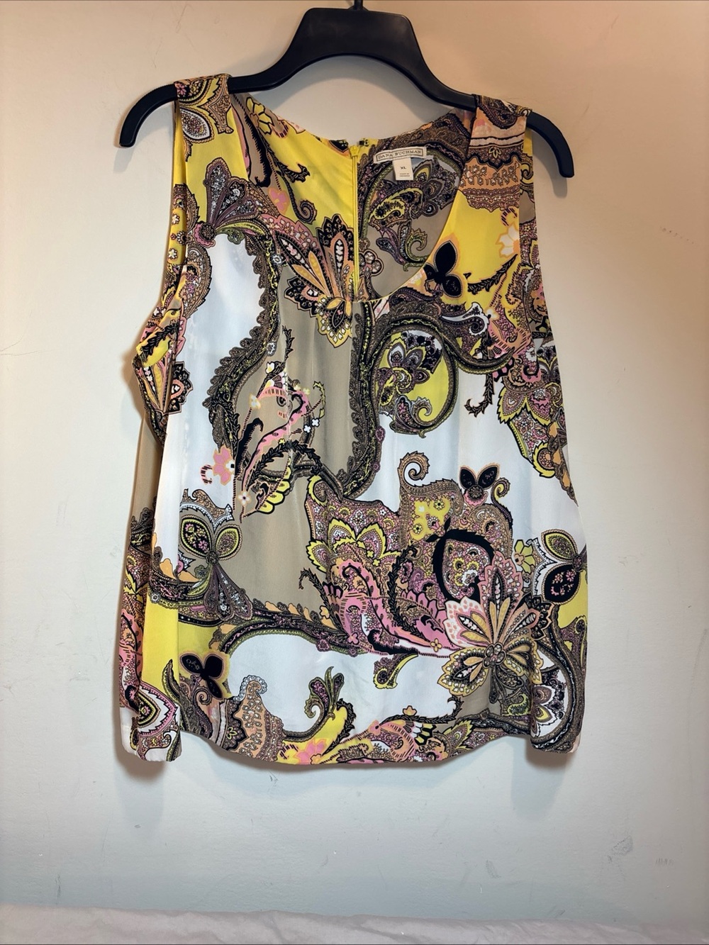 Dana Buchman Yellow Pink Cream Paisley Sleeveless Tank. 550